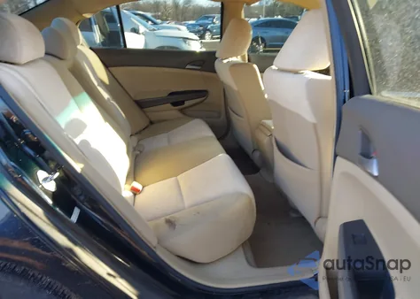 2008 Honda Accord 2.4 Lx from USA, damaged, VIN 1HGCP26338A035290